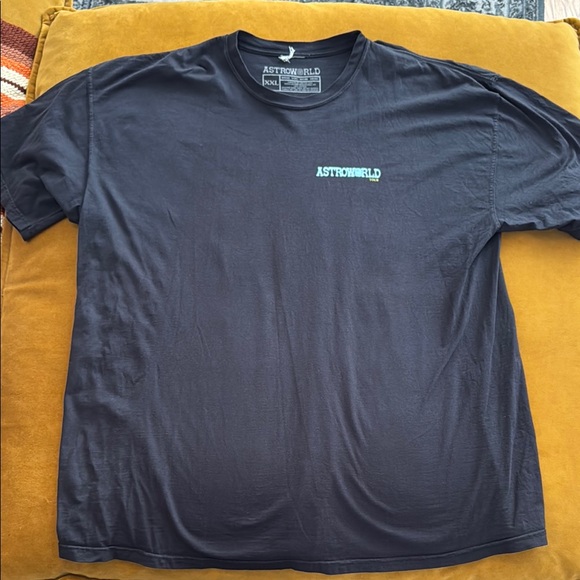 Travis Scott Astroworld tour Black  Men's T-Shirt - Picture 1 of 3